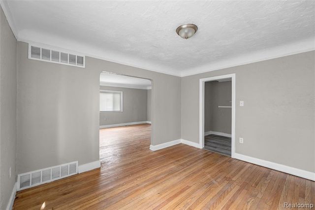 18116 Wisconsin Street, Detroit, MI 48221
