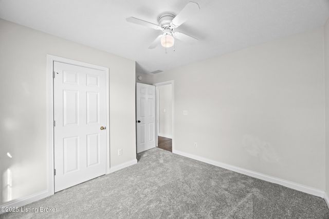 61 P J Ct, Taylorsville, KY 40071