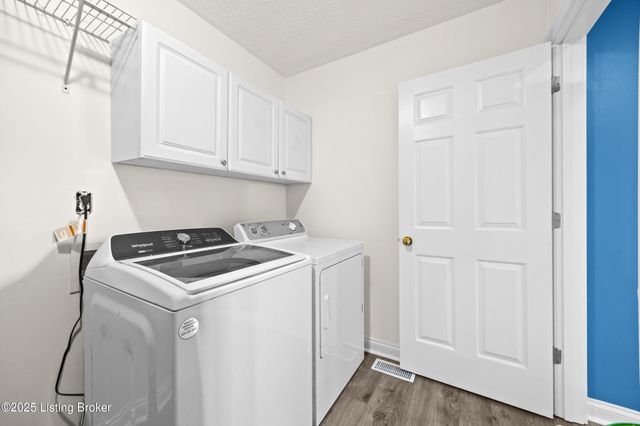 61 P J Ct, Taylorsville, KY 40071