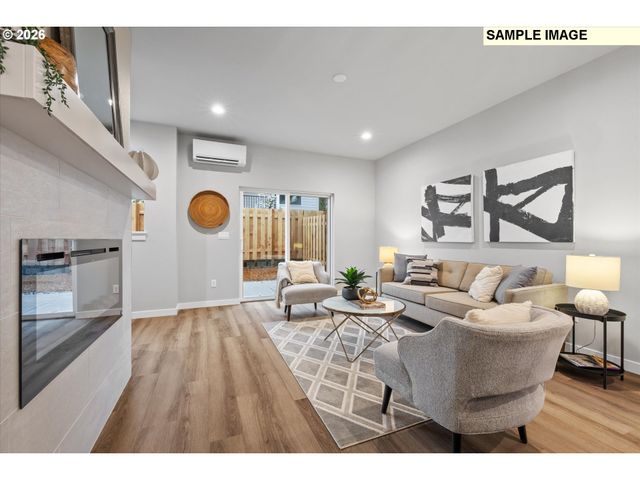 2437 Nw 1ST Dr, Gresham, OR 97030