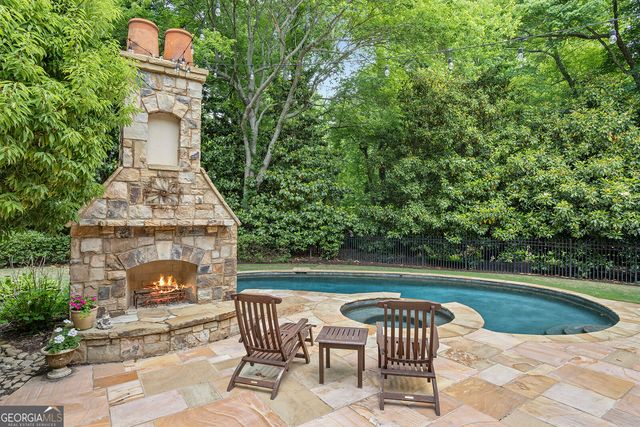 2000 Lancaster Square, Roswell, GA 30076