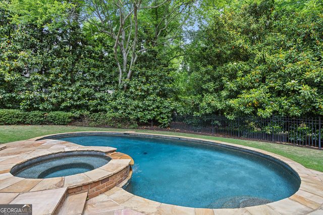 2000 Lancaster Square, Roswell, GA 30076