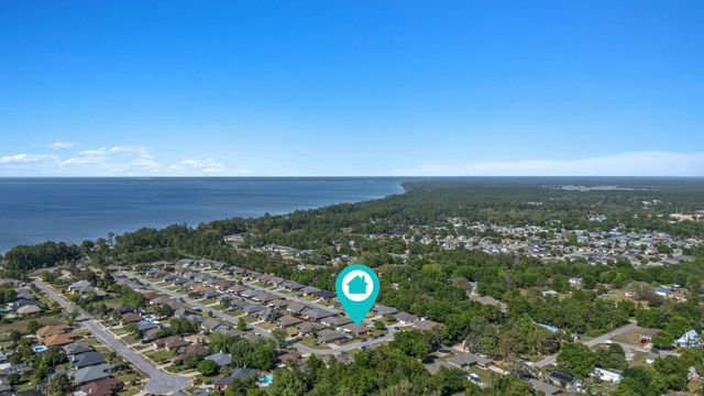 1863 Bay Pine Circle, Gulf Breeze, FL 32563