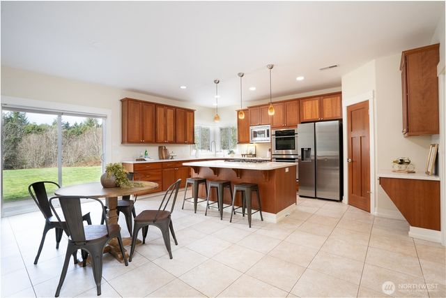 9416 72nd Avenue NW, Gig Harbor, WA 98332