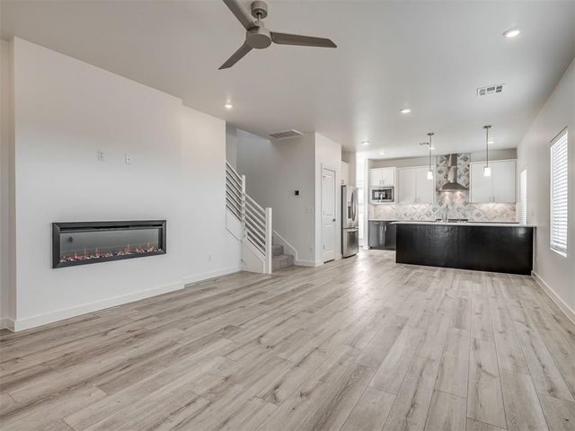 18016 Anthem Boulevard, Edmond, OK 73012