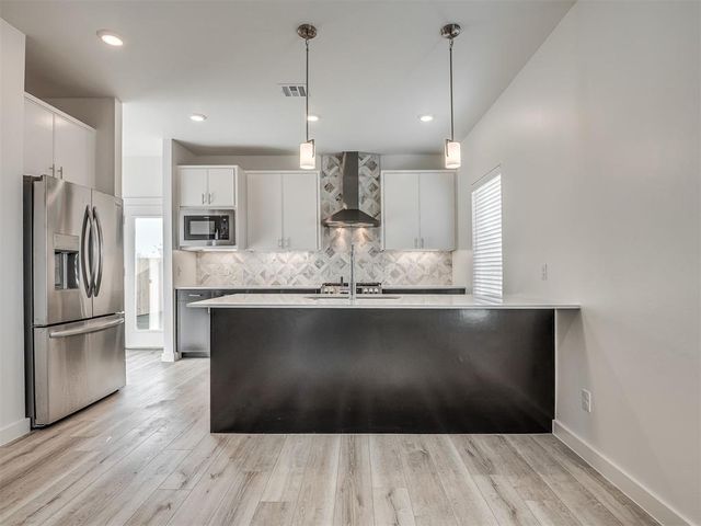 18016 Anthem Boulevard, Edmond, OK 73012