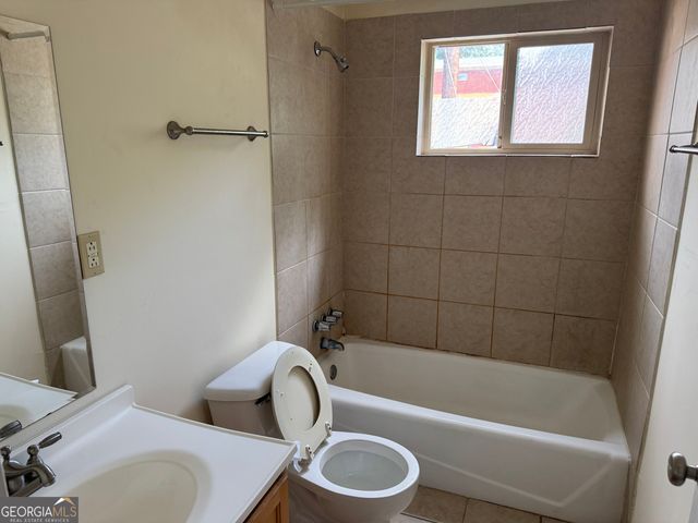 250 Little Street B209, Athens, GA 30605