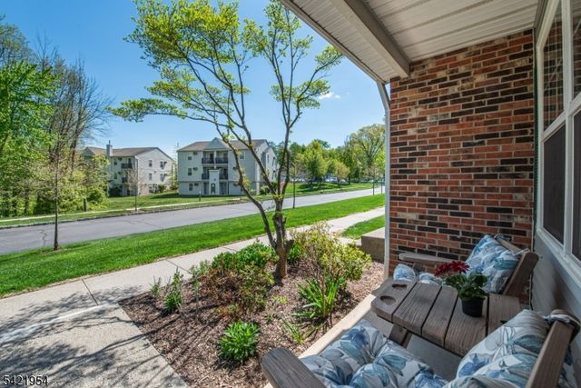 102 Appleton Way, Hanover Twp., NJ 07981