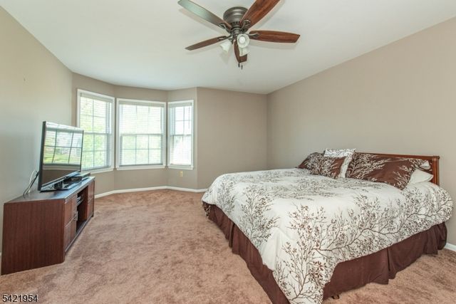 102 Appleton Way, Hanover Twp., NJ 07981