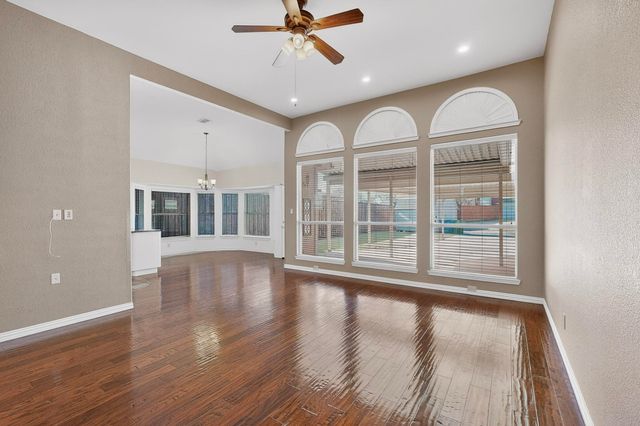 5821 Madison Drive, The Colony, TX 75056