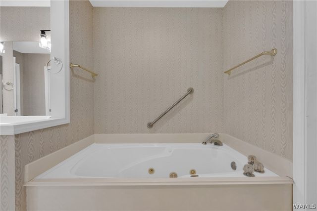 2101 Fox Ridge, Tuscaloosa, AL 35406