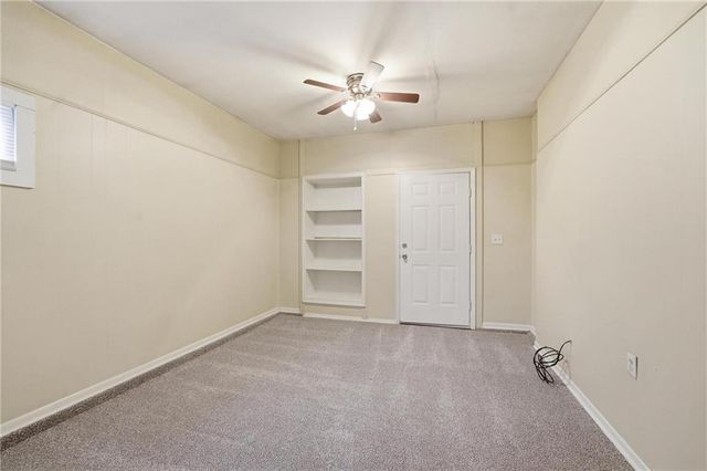 9310 Cottonwood Street, Lenexa, KS 66215
