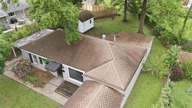 9310 Cottonwood Street, Lenexa, KS 66215