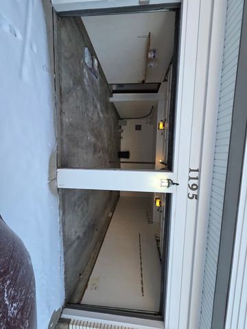 1195 Old Timber Court, Hoffman Estates, IL 60192