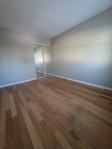 1195 Old Timber Court, Hoffman Estates, IL 60192