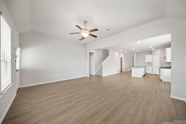 7875 Belmont Valley, San Antonio, TX 78253