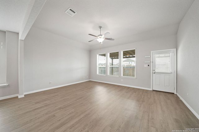 7875 Belmont Valley, San Antonio, TX 78253