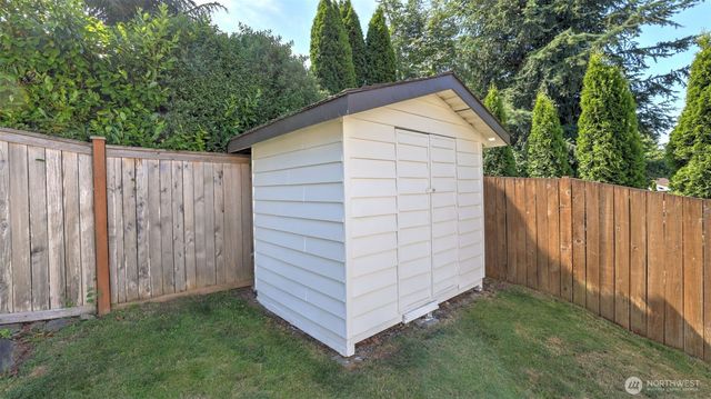 15617 SE Fairwood Boulevard, Renton, WA 98058