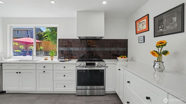 15617 SE Fairwood Boulevard, Renton, WA 98058