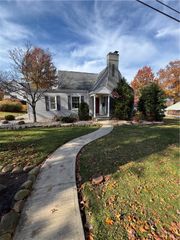 203 Central Ave., Rostraver, PA 15012