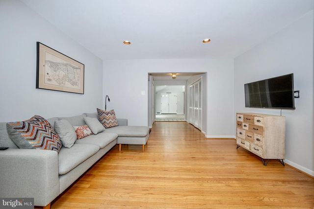 726 YALE RD, Bala Cynwyd, PA 19004