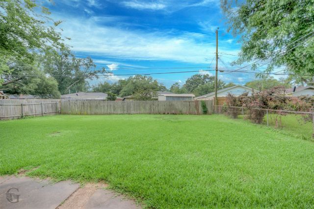 525 Haynes Avenue, Shreveport, LA 71105
