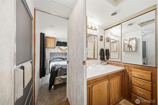 93 NE Marine View Drive, Belfair, WA 98528