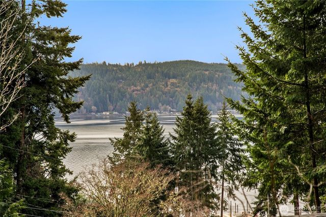 93 NE Marine View Drive, Belfair, WA 98528