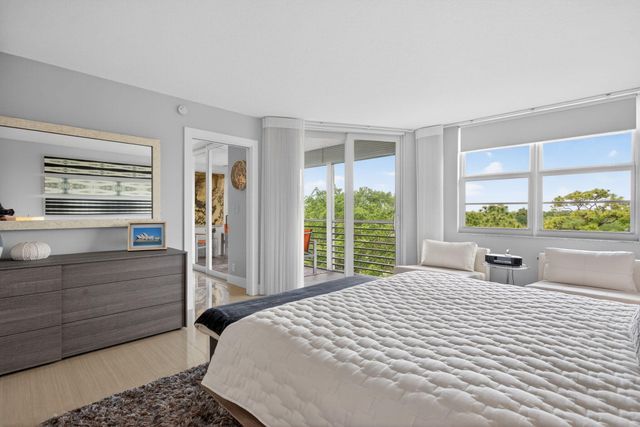 3503 Oaks Way 506, Pompano Beach, FL 33069