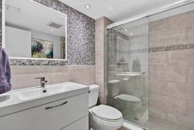 3503 Oaks Way 506, Pompano Beach, FL 33069