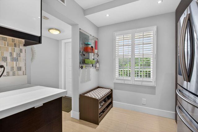 3503 Oaks Way 506, Pompano Beach, FL 33069