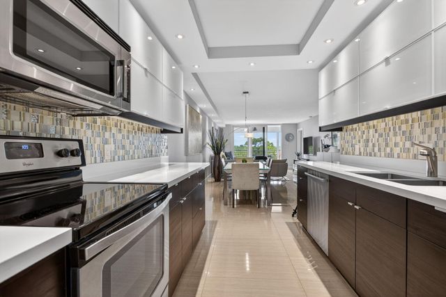 3503 Oaks Way 506, Pompano Beach, FL 33069