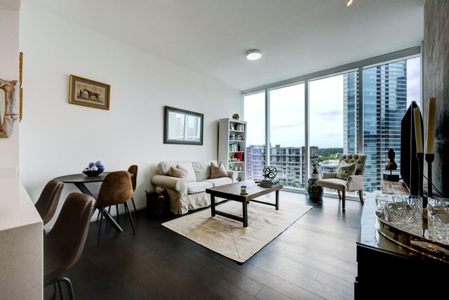 301 West Ave 1503, Austin, TX 78701