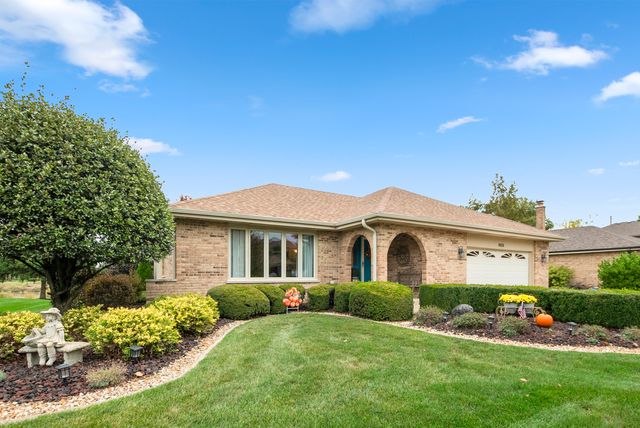 8824 Carnoustie Drive, Orland Park, IL 60462