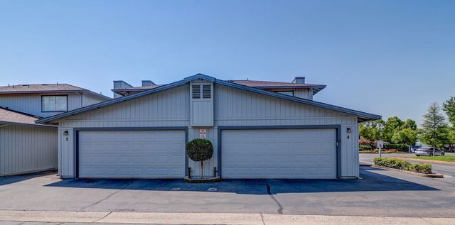 200 Ridgetop Drive, APT 4, Redding, CA 96003