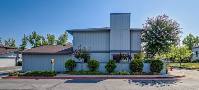 200 Ridgetop Drive, APT 4, Redding, CA 96003