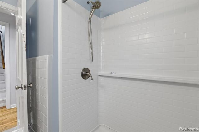 17263 Wood Street, Melvindale, MI 48122