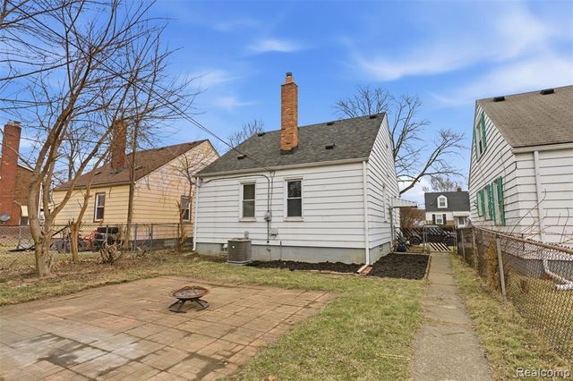 17263 Wood Street, Melvindale, MI 48122