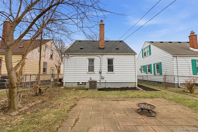 17263 Wood Street, Melvindale, MI 48122