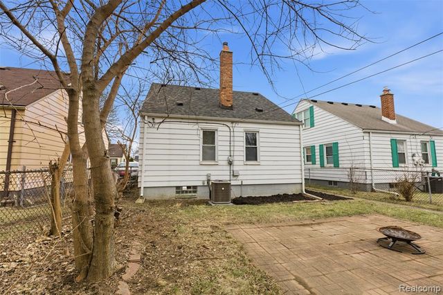 17263 Wood Street, Melvindale, MI 48122