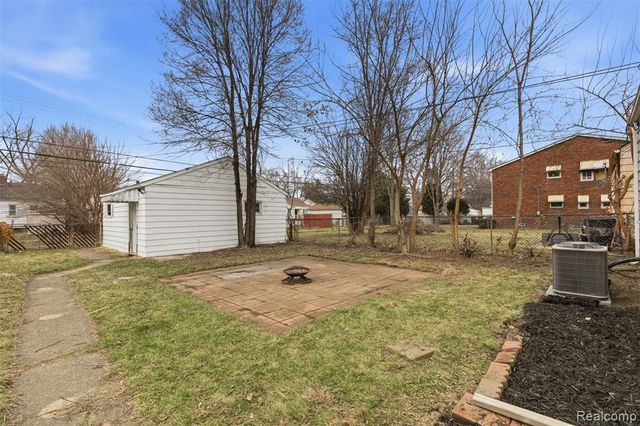 17263 Wood Street, Melvindale, MI 48122