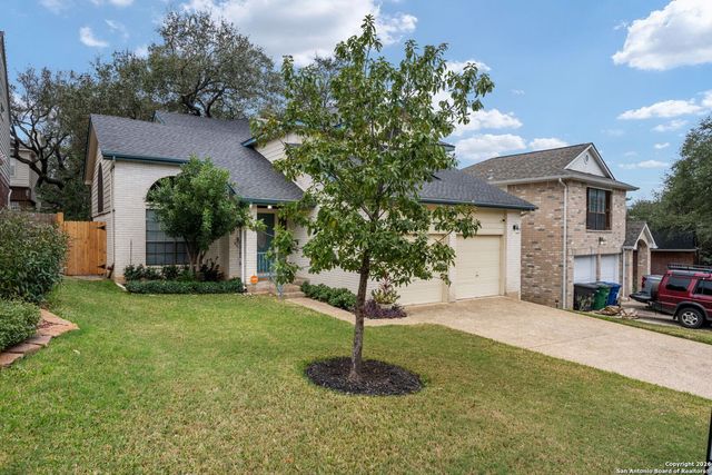 1155 Hedgestone, San Antonio, TX 78258