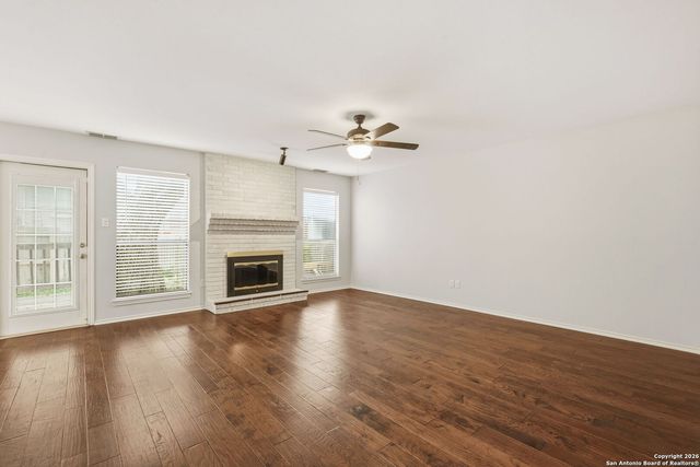 1155 Hedgestone, San Antonio, TX 78258