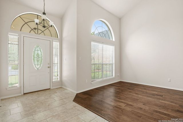 1155 Hedgestone, San Antonio, TX 78258