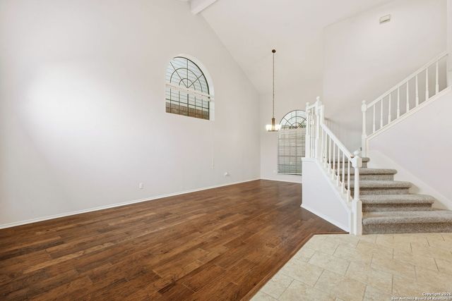 1155 Hedgestone, San Antonio, TX 78258