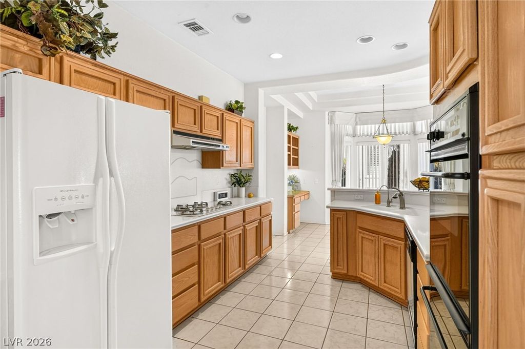 10344 Villa Ridge Drive, Las Vegas, NV 89134 — photo 3
