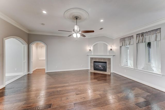 257 Palais Verde Road, Montgomery, TX 77356