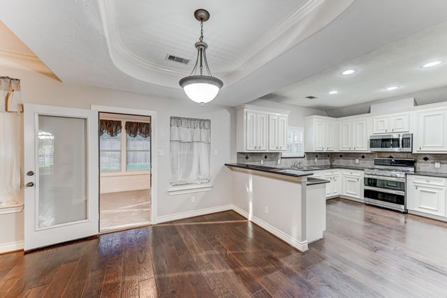 257 Palais Verde Road, Montgomery, TX 77356