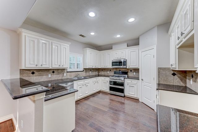 257 Palais Verde Road, Montgomery, TX 77356