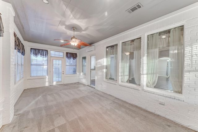 257 Palais Verde Road, Montgomery, TX 77356